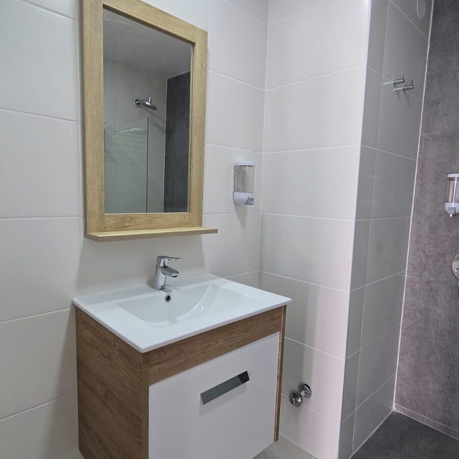 mono amb baño