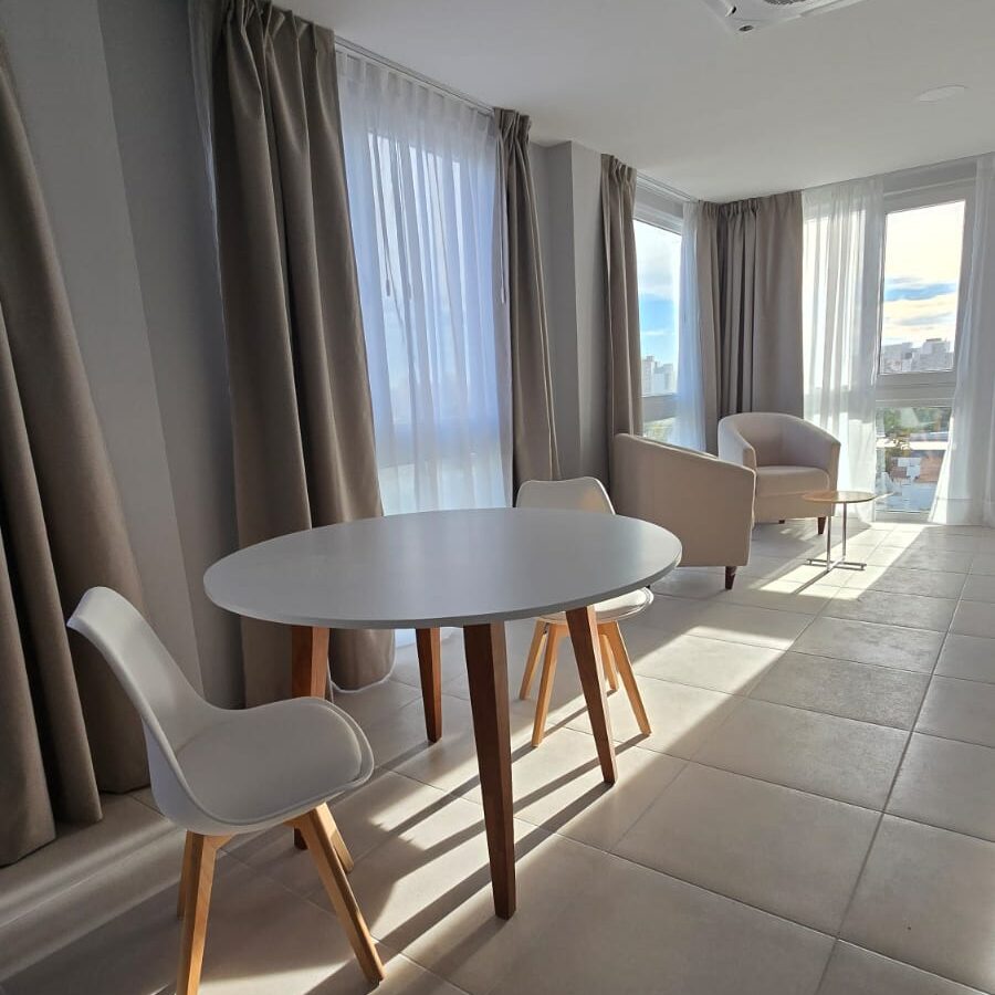 mono ambiente comedor1
